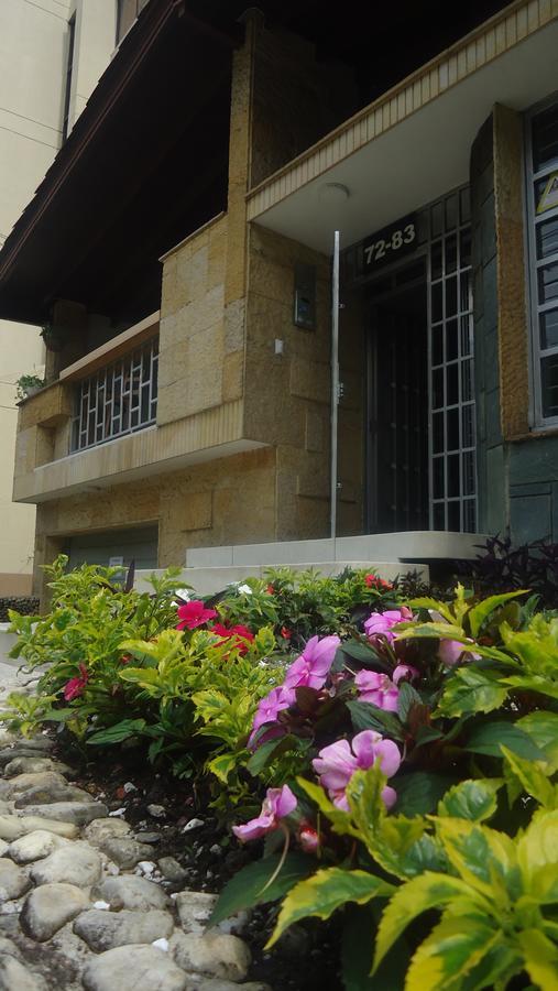 Iris Hostel Medellín Exterior foto