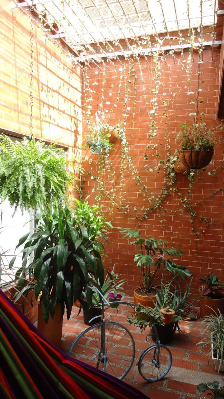 Iris Hostel Medellín Exterior foto
